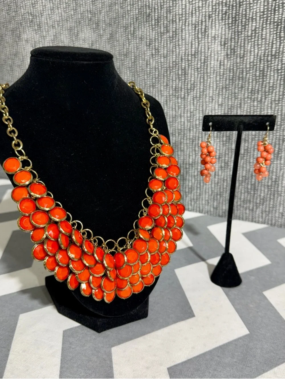 Orange Statement Set - Picture 8 of 8